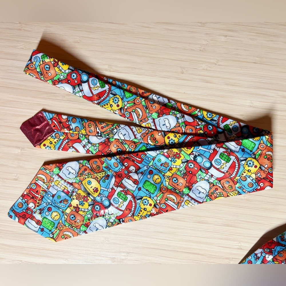 Handmade! Colorful Networking Robot Pattern Tie - Picture 3 of 4